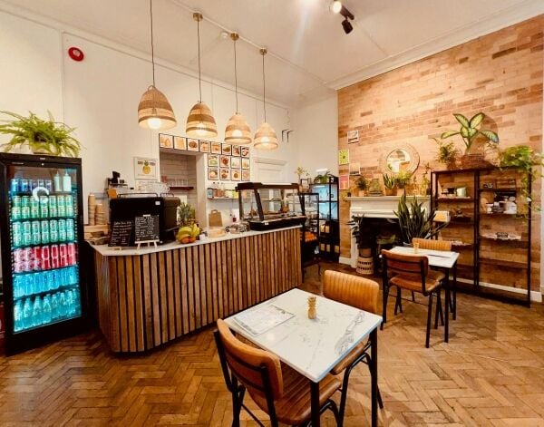 Independent Town Centre Coffee Shop - Leasehold Business Independent Town Centre Coffee Shop - Leasehold Business