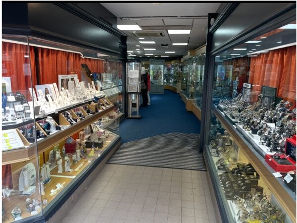 Award-Winning Independent Jewellery Business – Retirement Sale