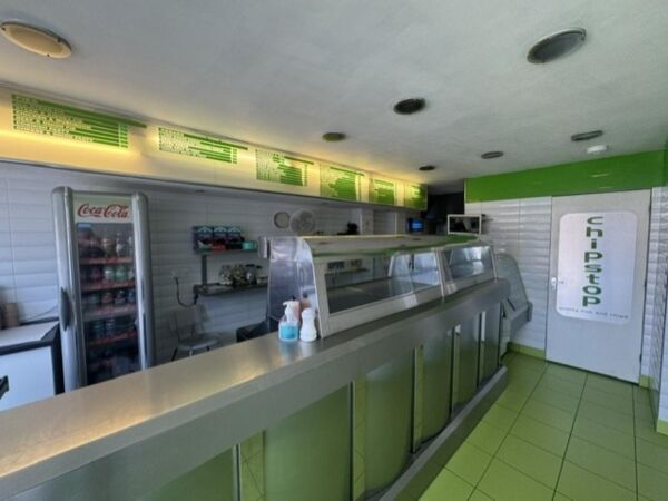 Freehold Fish & Chip Takeaway Located In Leicester