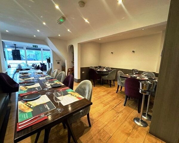 Licensed Restaurant & Bar closed for Sale Licensed Restaurant & Bar closed for Sale