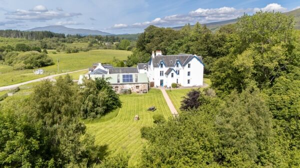 Secluded Highland lodge with cabins, income and B&B potential
