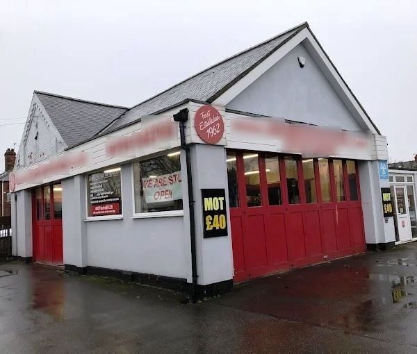 Garage Workshop Plus Mot Station for Sale