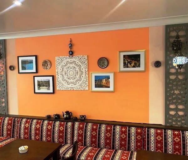 Café & Restaurant for Sale Café & Restaurant for Sale