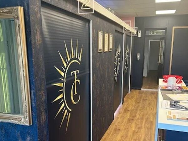 Modern Tanning Salon (with additional treatment rooms) Modern Tanning Salon (with additional treatment rooms)