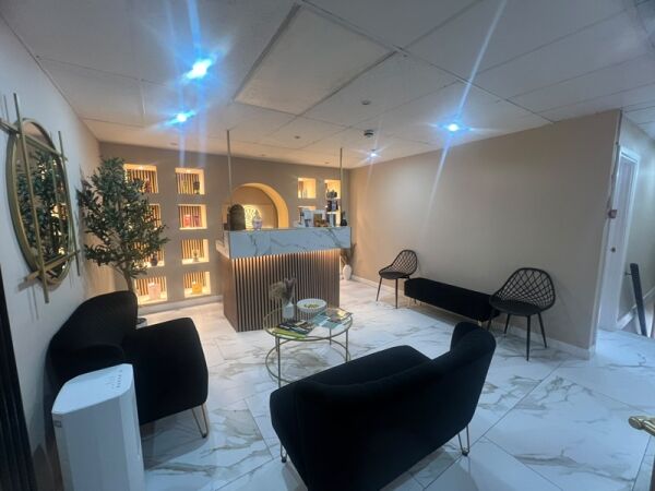 TANNING STUDIO – ESSEX TANNING STUDIO – ESSEX