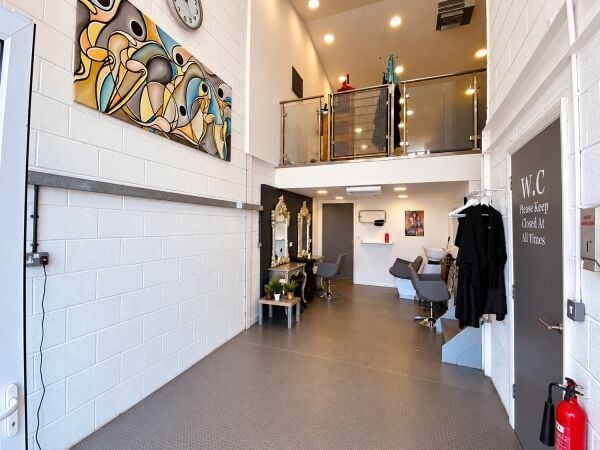 Versatile Commercial Premises To-Let Located In Retford, Nottinghamshire Versatile Commercial Premises To-Let Located In Retford, Nottinghamshire