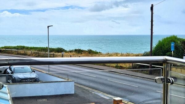 10/10 Rated Holiday Letting Home & Income - Sea Views 10/10 Rated Holiday Letting Home & Income - Sea Views