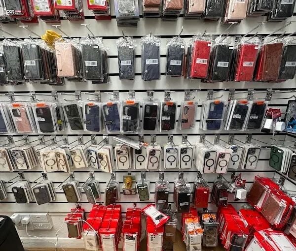 Convenience Store Plus Off Licence & Mobile Phone Sell Purchase Repairing for Sale