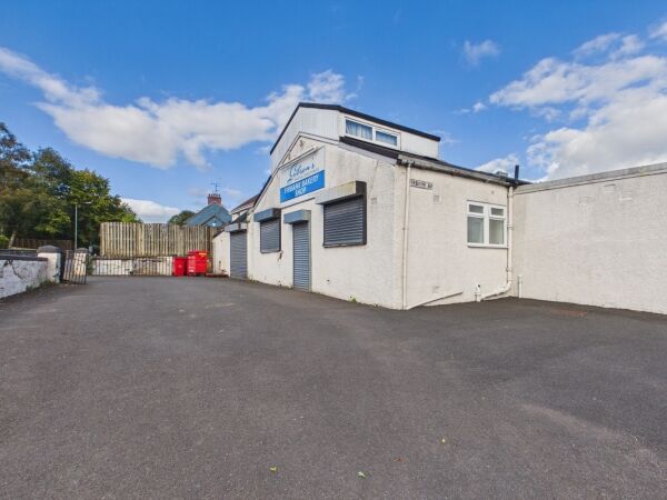 Established Freehold Bakery With Extensive Premises In Torrance
