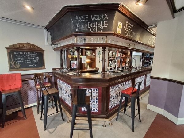 Licenced Trade, Pubs & Clubs For Sale in Burton-on-Trent Licenced Trade, Pubs & Clubs For Sale in Burton-on-Trent