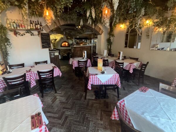 Restaurants For Sale in Leeds Restaurants For Sale in Leeds