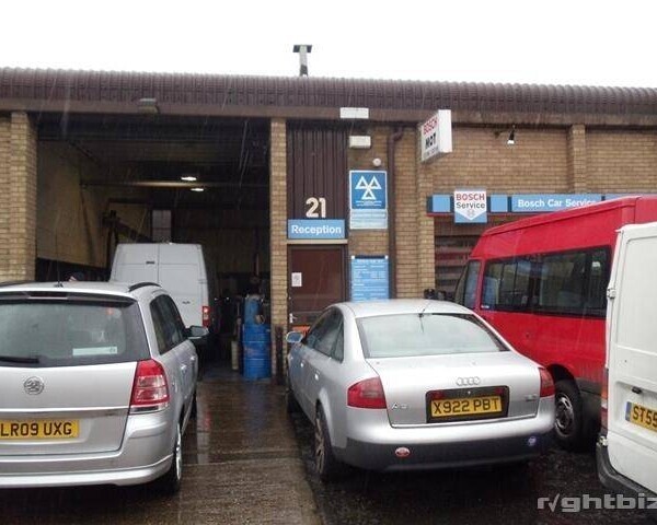 Garage and MOT Centre Photo 3