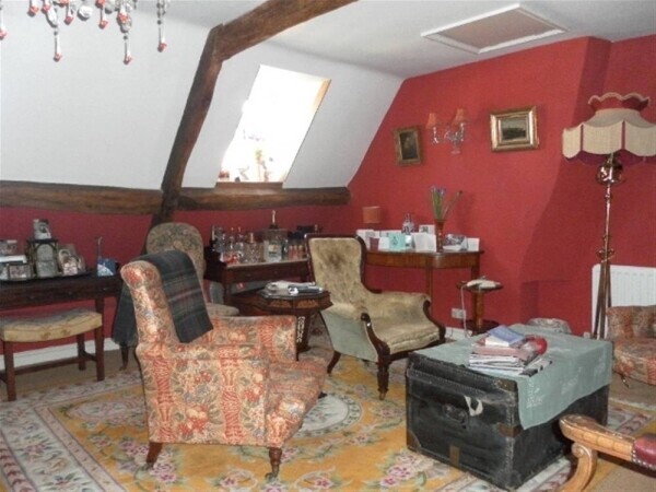 ANTIQUE DEALERS sought after locality STOW-ON-THE-WOLD Photo 3