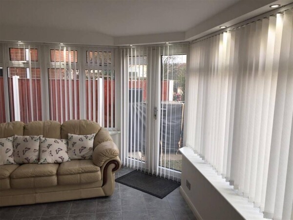 HIGHLY PROFITABLE HOME IMPROVEMENTS COMPANY FOR SALE IN THE NORTH WEST Photo 3