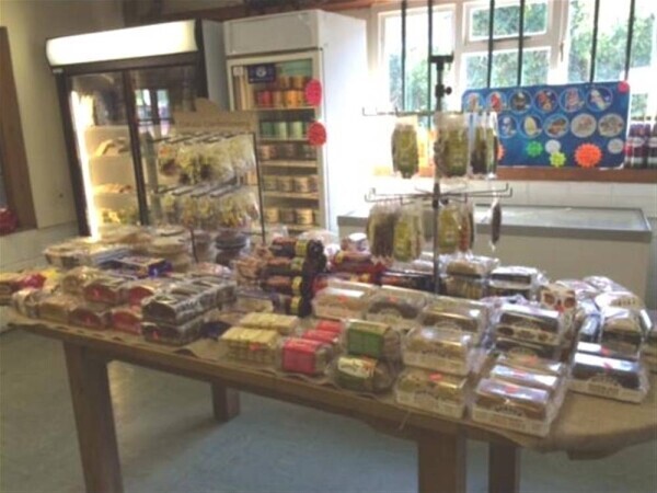 VILLAGE FARM SHOP & BUTCHERS NEAR CANTERBURY Photo 3