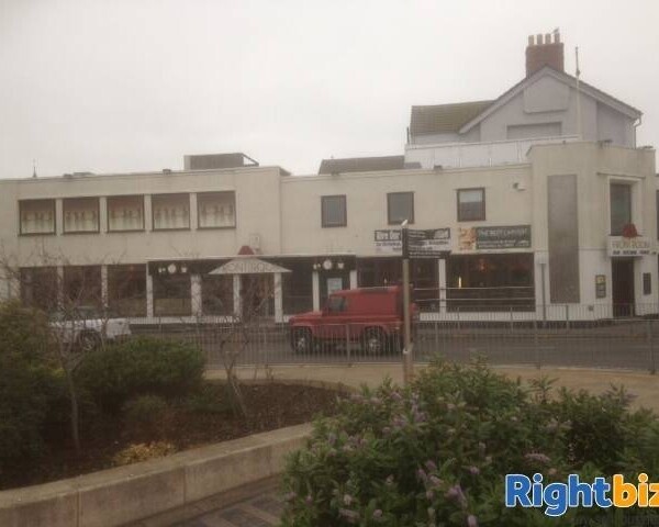 Popular Restaurant/Bar in Rhyl Photo 3