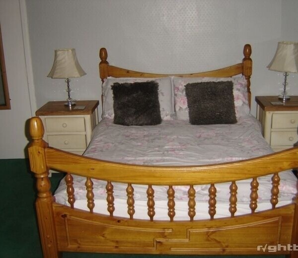 SORRY NOW SOLD Victorian Sea Front Guest House 8 letting bedrooms, guests lounge. Photo 6