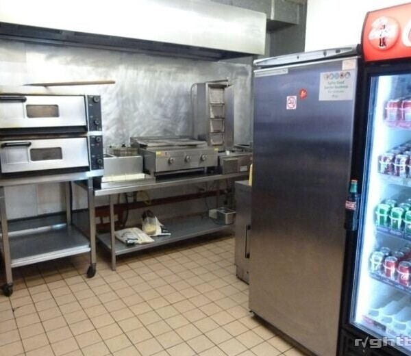 TAKEAWAY BUSINESS FOR SALE. HOYLAKE, WIRRAL. Photo 3