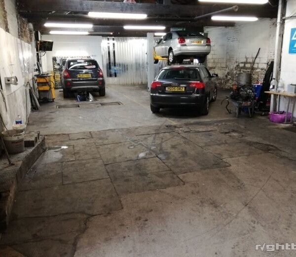 Well Established Mot Testing & Repair Centre And Car Dealership Photo 2