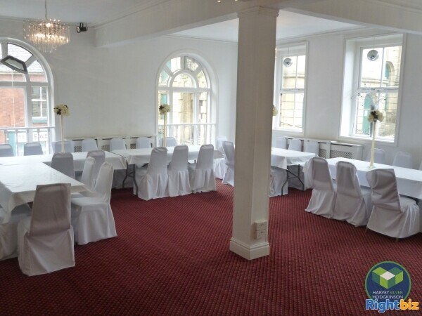 LICENSED RESTAURANT: OLDHAM: Photo 2