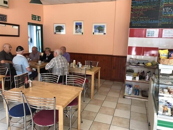 STYLISH TOWN CENTRE COFFEE SHOP FOR SALE IN NEWTOWN/POWYS Photo 3
