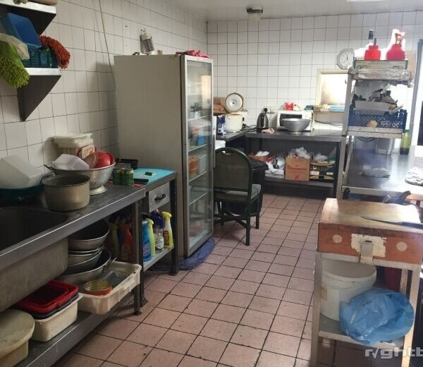 Freehold Takeaway With Living Accommodation Photo 3