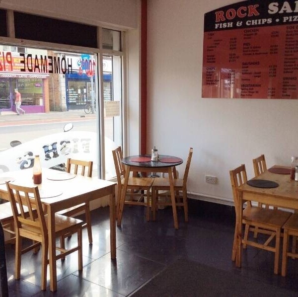 Outstanding Fish and Chip Shop With Accommodation Photo 3