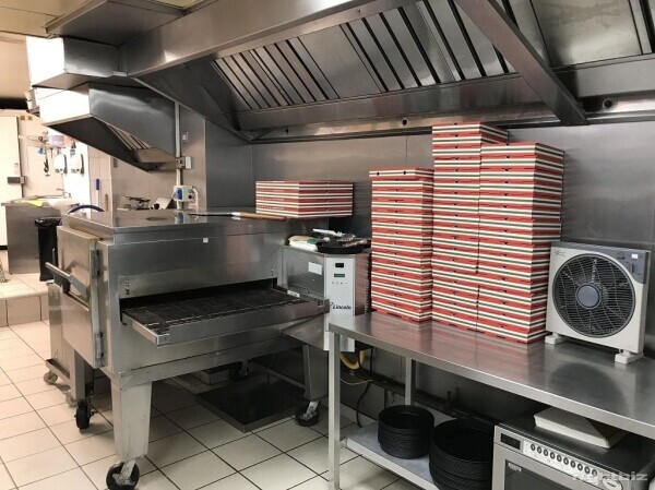 REDUCED - IMPRESSIVE FISH & CHIP / PIZZA SHOP Photo 3