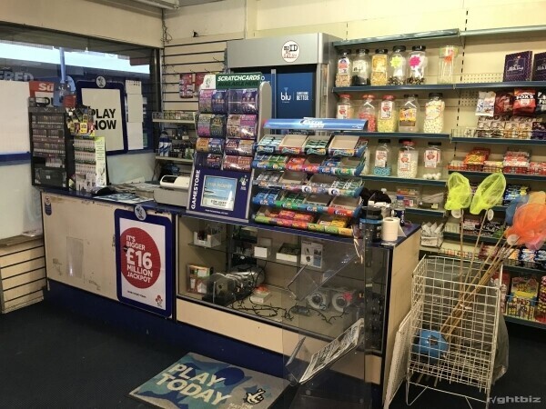 REDUCED Newsagent & Card Shop in Hebburn, Gateshead £15 000 Leasehold Photo 3
