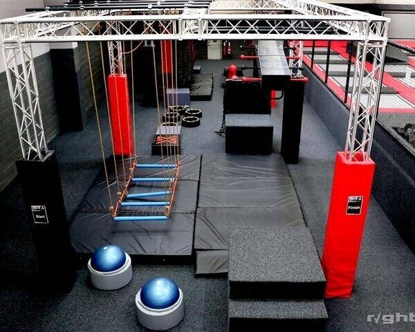 STATE-OF-THE-ART TRAMPOLINE PARK Photo 3