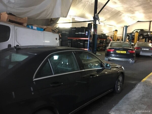 WELL ESTABLISHED CAR WORKSHOP AND MOT STATION FORSALE IN HARROW PRIMELOCATION AND ON MAIN ROAD Photo 3
