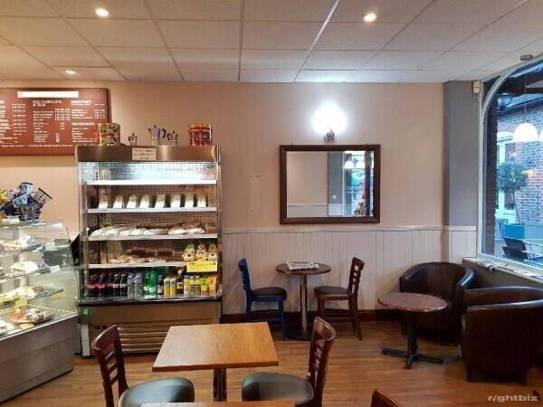 A3 Modern Coffee shop & Sandwich Bar in Haslemere Surrey Photo 3