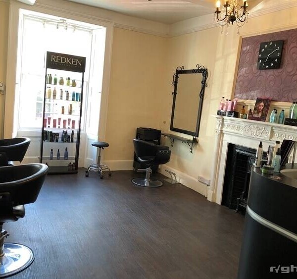 Well Established Hair Salon - Popular Tourist Town - OWNER FINANCING AVAILABLE! Photo 3