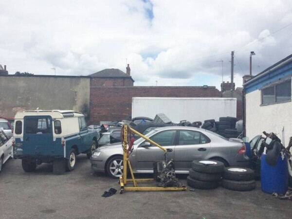 Popular Garage Established For Over 30 years Photo 3