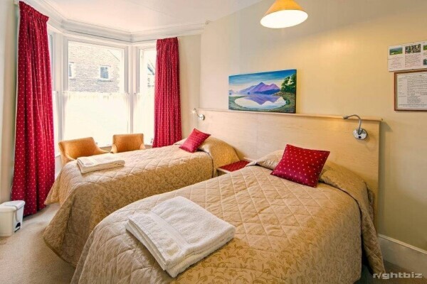 Larry's Lodge Guest House, 39 Eskin Street, Keswick, CA12 4DG Photo 3