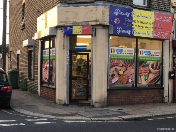 Eastern European shop for sale in Little Thrurock with a spacious garage, garden and basement Photo 3