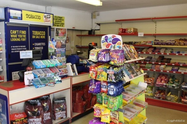 FREEHOLD VILLAGE STORE / NEWSAGENT WITH ADJOINING 3 BEDROOM BUNGALOW LARGE GARDEN WITH FISHING LAKE Photo 3