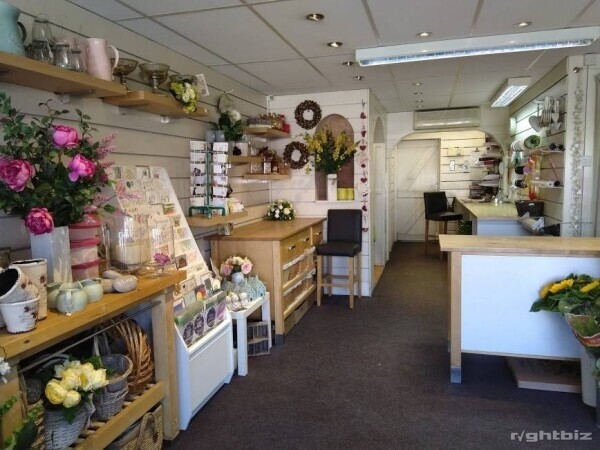 HIGH QUALITY FLORISTS – East Dorset Photo 3