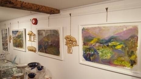 Super Destination Arts & Craft Gallery Photo 3