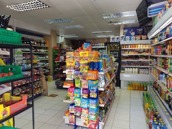 Off-licence / Convenience Store + Triple Unit Leasehold Photo 3