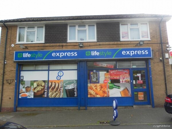 Convenience Store & Pizza Takeaway Located In Water Orton Photo 3