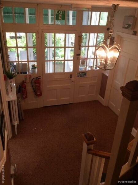 COASTAL GUESTHOUSE LIFESTYLE BUSINESS FOR SALE Photo 3