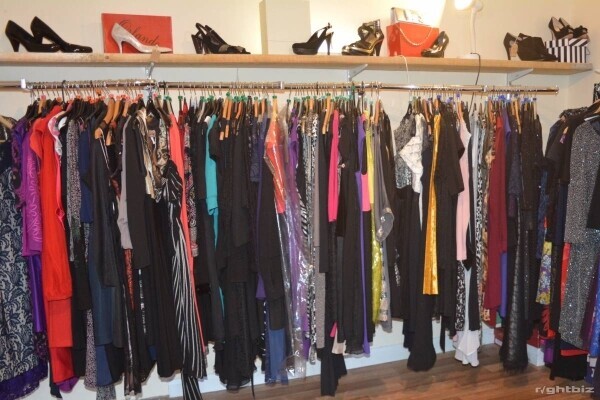 Established Quality Ladies Dress Agency Business for sale with 2 bedroom living accommodation Photo 4