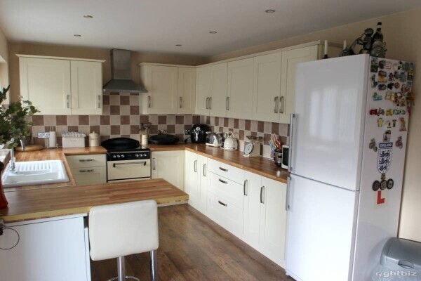 Village Store and Post Office with Owners Accommodation for Sale in Thornhill Photo 3