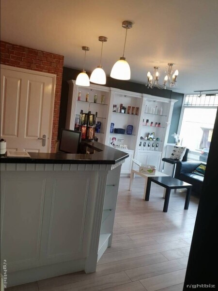 Great Location Hairdressers, Beauty, Nail and Sunbed Business for Sale PE12 Photo 2