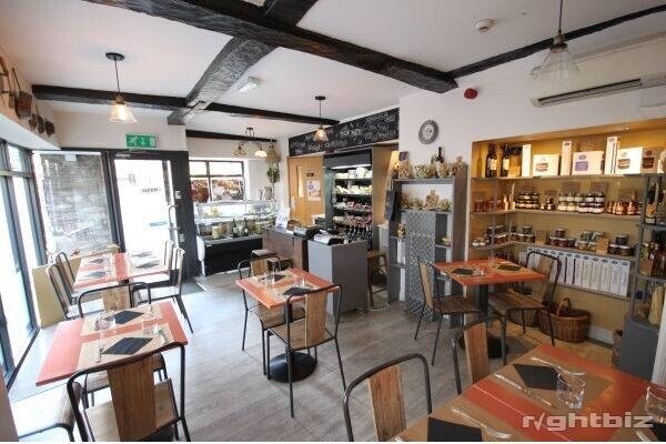 Stunning Contemporary Deli/Cafe in Totnes Photo 3