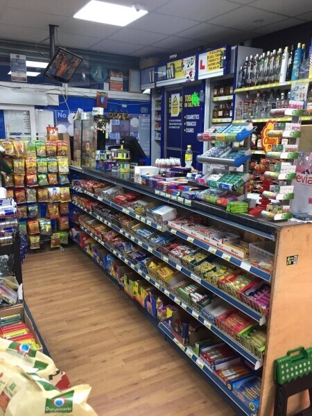 Convenient Store For sale in Greenford Leasehold Photo 3