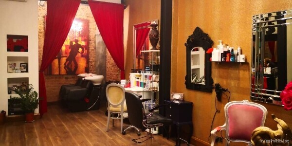 Boutique salon in Maida Vale, London Photo 3