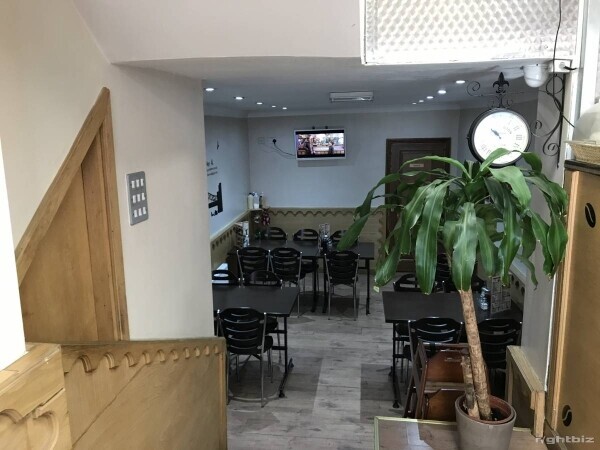 Sandwiches bar/ Coffee shop/ Restaurant  in Canning Town - London Photo 3