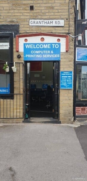 Internet Cafe & printing business for sale Photo 3